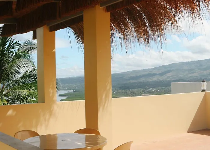 Hotel Casa De Lambug Badian
