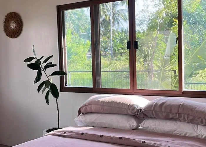 Hotel Casa De Lambug *