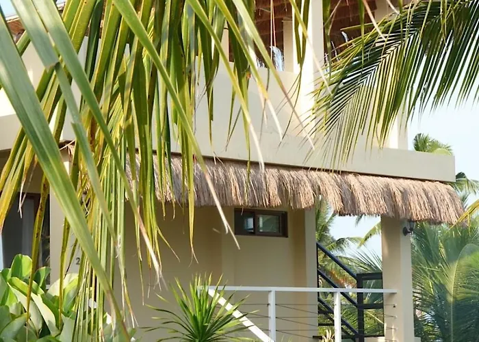 Hotel Casa De Lambug Badian